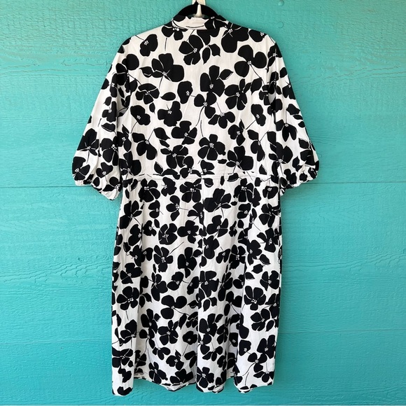 BLACK + WHITE FLORAL A-LINE LIGHTWEIGHT DRESS CINCH WAIST V-NECK SIZE 14 - Picture 9 of 9